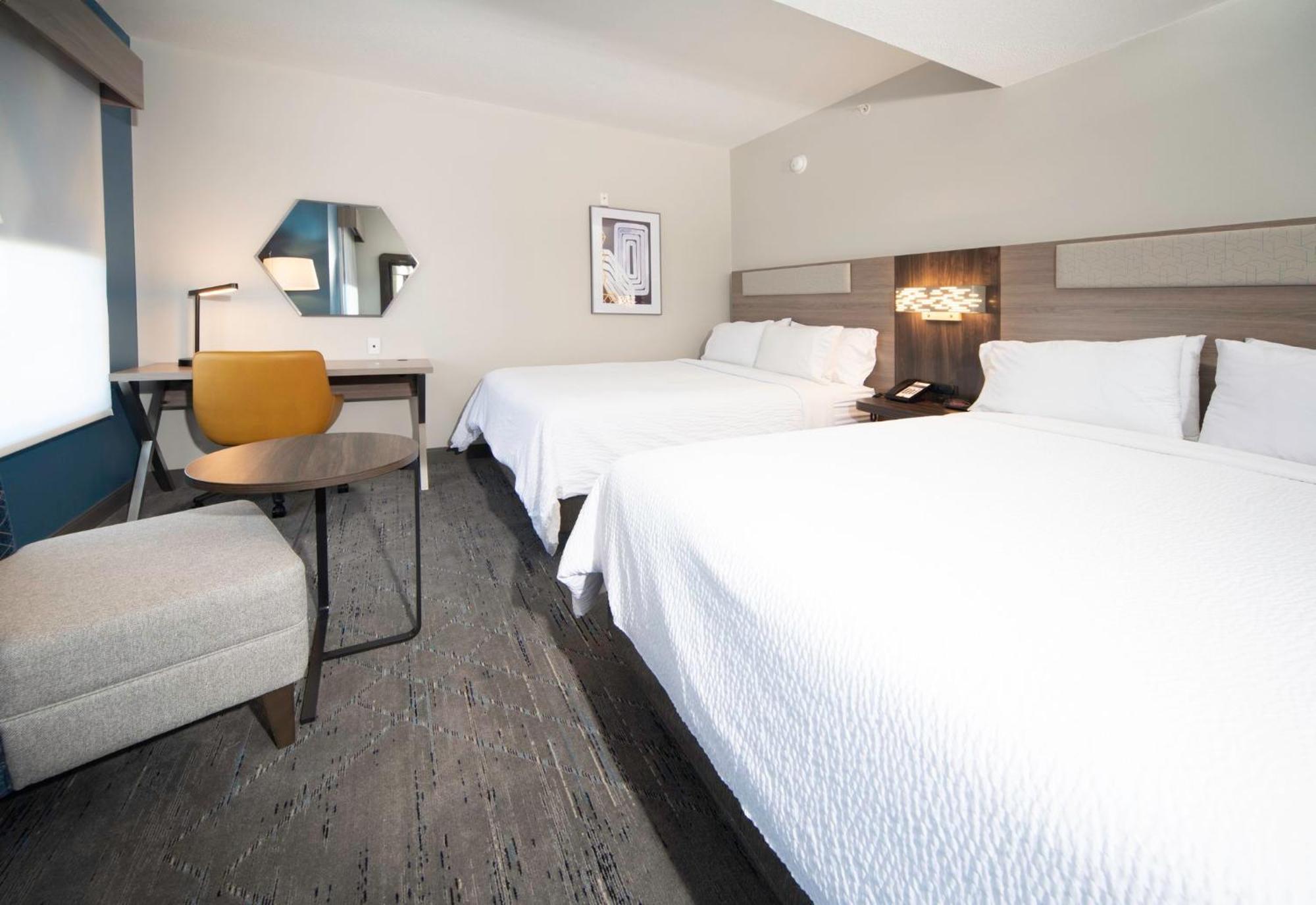 Holiday Inn Express & Suites Indianapolis - East By Ihg Εξωτερικό φωτογραφία